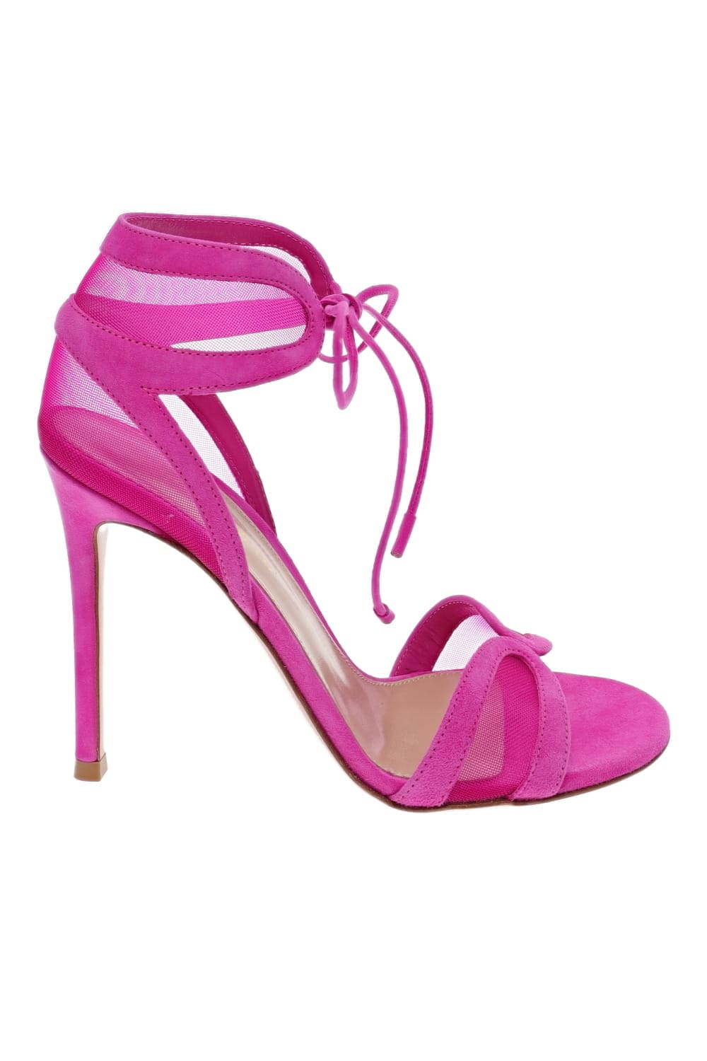 The Art of Elevation: Gianvito Rossi's Architectural Approach to High Heels