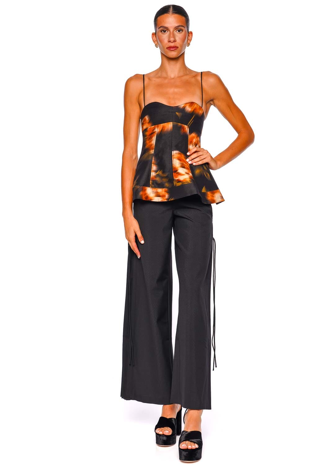CLEA Miro Floral Sweetheart Peplum Top