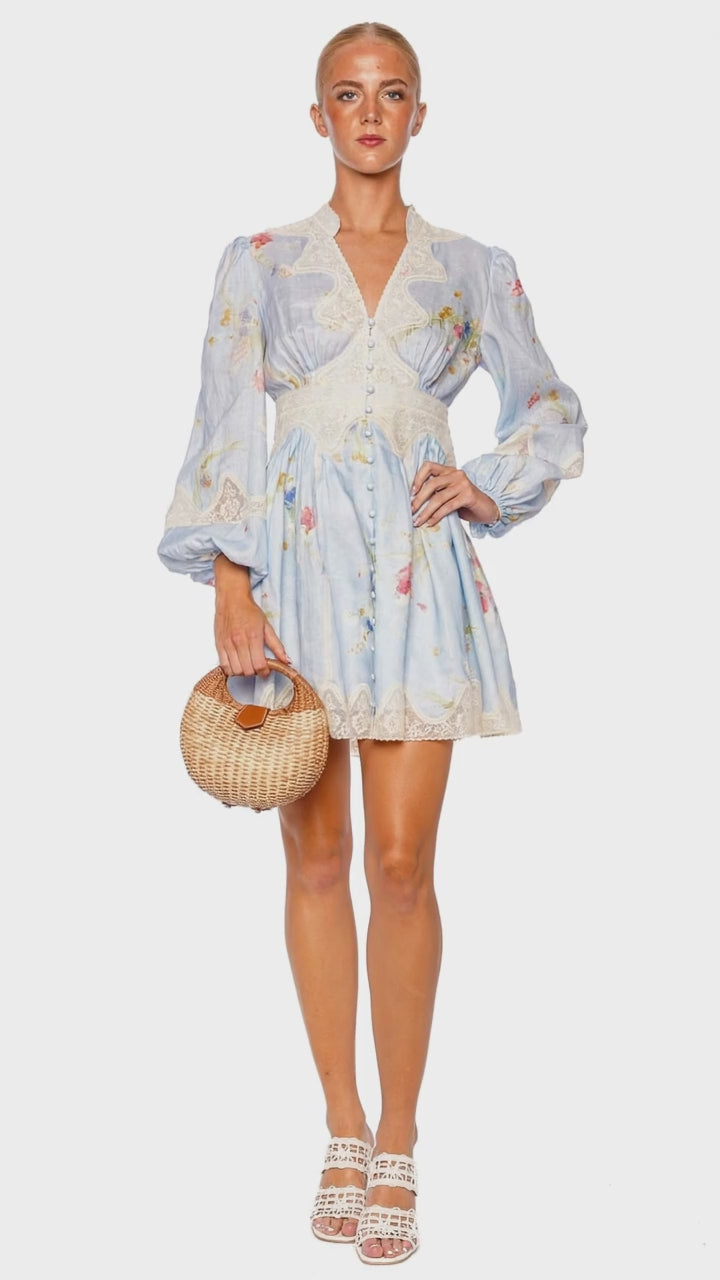 b3718f45e66b4c3b85d0319750a70a